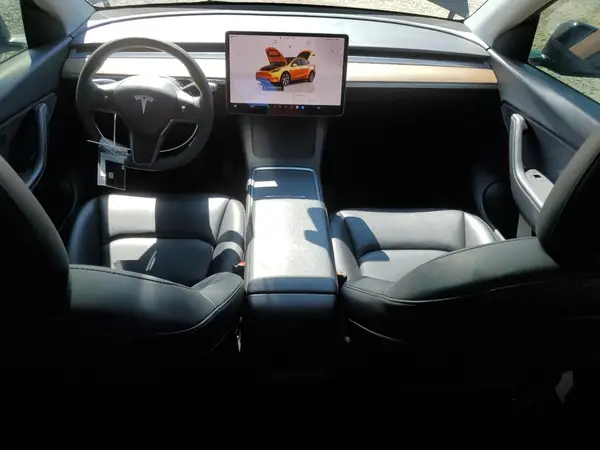 7SAYGDEE1NF424051 2022 TESLA MODEL Y - Image 8
