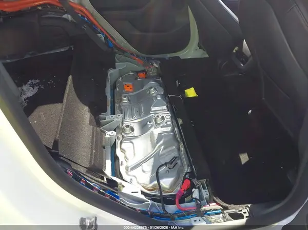 7SAYGDEE1NF425622 2022 TESLA MODEL Y - Image 8