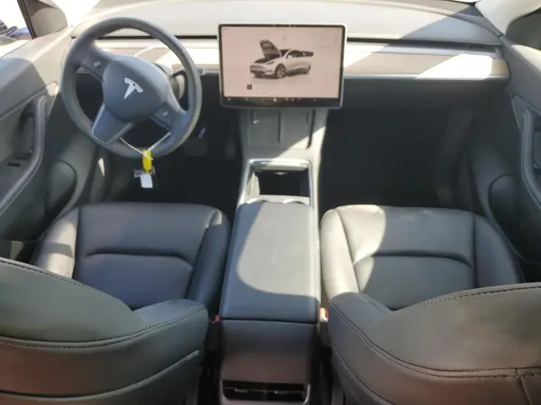 7SAYGDEE1NF435681 2022 TESLA MODEL Y - Image 8