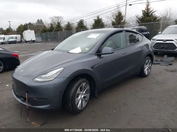 7SAYGDEE1NF436474 2022 TESLA MODEL Y - Image 2