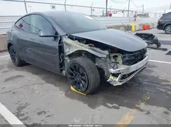 7SAYGDEE1NF436944 2022 TESLA MODEL Y