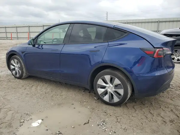 7SAYGDEE1NF437589 2022 TESLA MODEL Y - Image 2