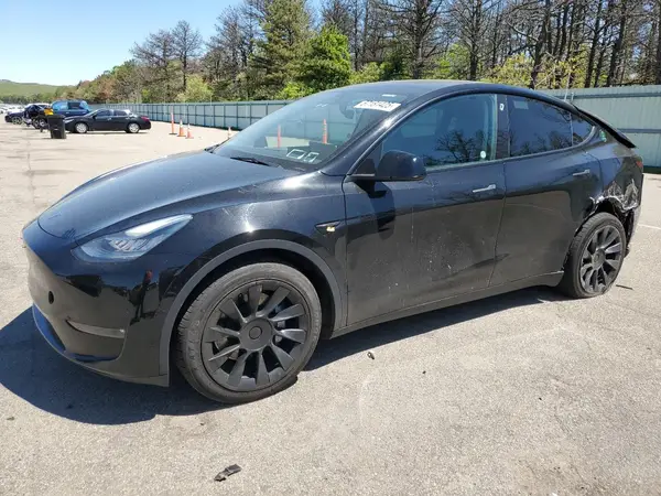 7SAYGDEE1NF438211 2022 TESLA MODEL Y - Image 1
