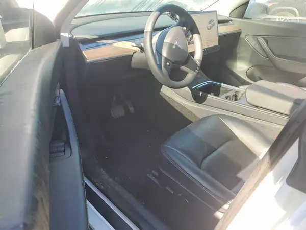 7SAYGDEE1NF439763 2022 TESLA MODEL Y - Image 8