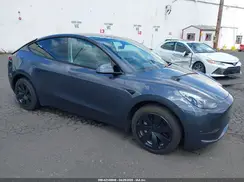 7SAYGDEE1NF440153 2022 TESLA MODEL Y