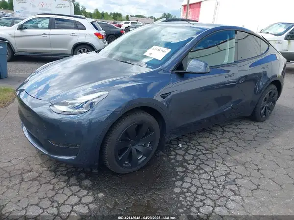 7SAYGDEE1NF440153 2022 TESLA MODEL Y - Image 2