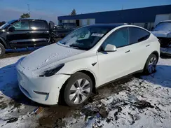 7SAYGDEE1NF444073 2022 TESLA MODEL Y