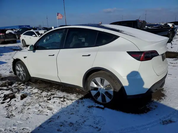 7SAYGDEE1NF444073 2022 TESLA MODEL Y - Image 2
