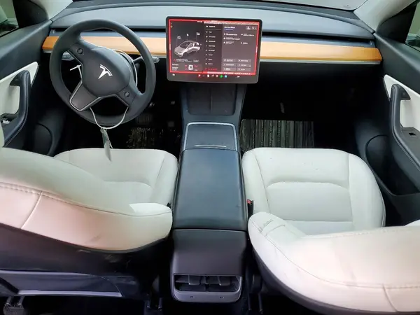 7SAYGDEE1NF447295 2022 TESLA MODEL Y - Image 8