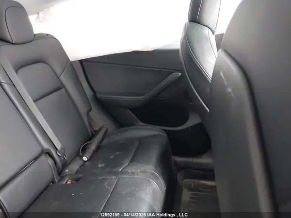 7SAYGDEE1NF468034 2022 TESLA MODEL Y - Image 8