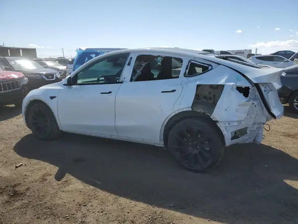 7SAYGDEE1NF480278 2022 TESLA MODEL Y - Image 2
