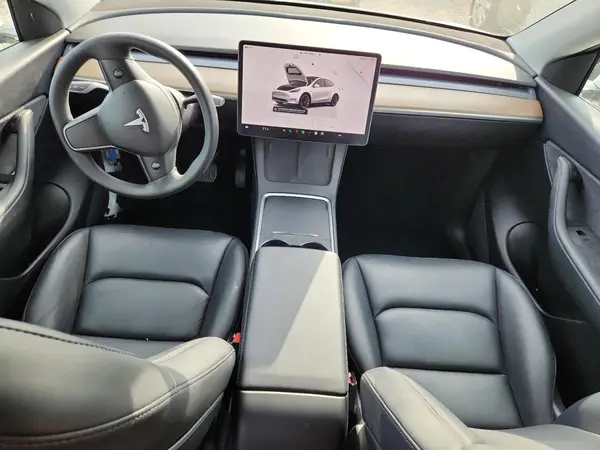 7SAYGDEE1NF493595 2022 TESLA MODEL Y - Image 8