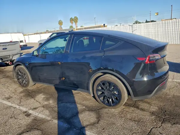 7SAYGDEE1NF506751 2022 TESLA MODEL Y - Image 2