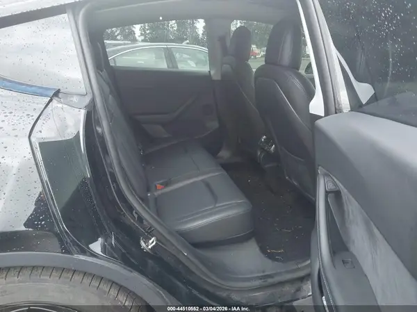 7SAYGDEE1NF507771 2022 TESLA MODEL Y - Image 8