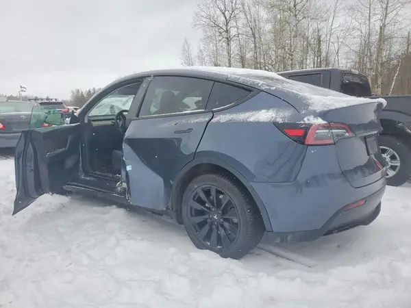 7SAYGDEE1NF510766 2022 TESLA MODEL Y - Image 2