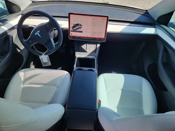 7SAYGDEE1NF523145 2022 TESLA MODEL Y - Image 8