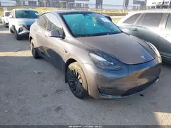 7SAYGDEE1NF536249 2022 TESLA MODEL Y