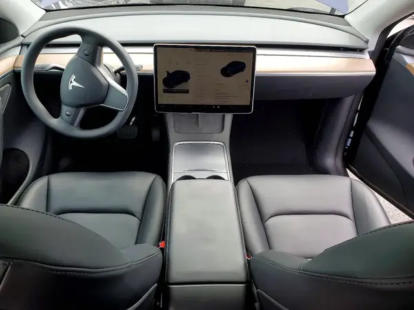 7SAYGDEE1NF550734 2022 TESLA MODEL Y - Image 8