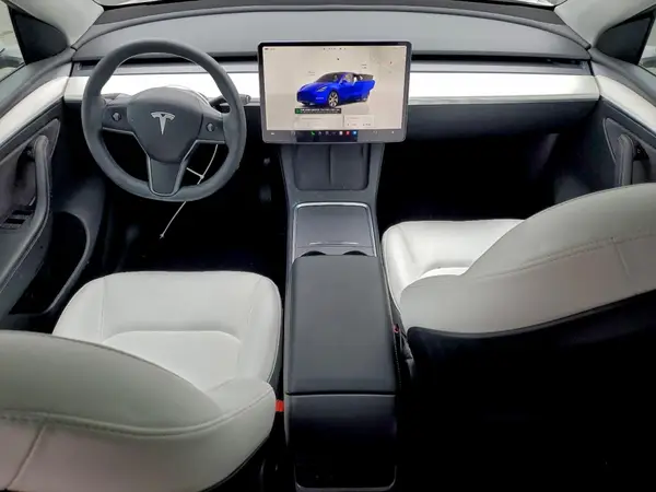 7SAYGDEE1NF561068 2022 TESLA MODEL Y - Image 8