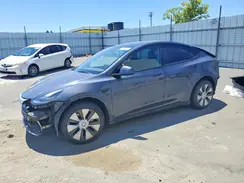 7SAYGDEE1NF571938 2022 TESLA MODEL Y