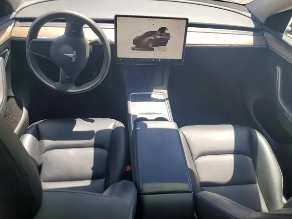 7SAYGDEE1NF571938 2022 TESLA MODEL Y - Image 8