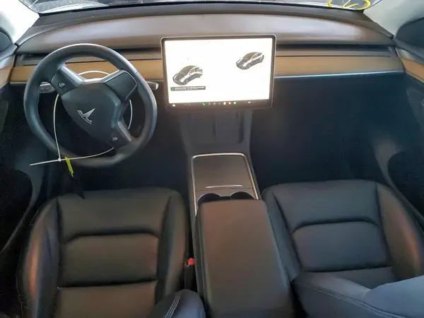 7SAYGDEE1PA026824 2023 TESLA MODEL Y - Image 8