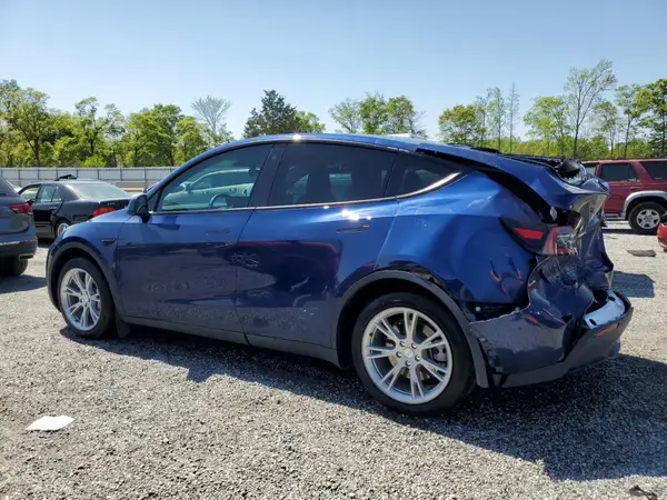 7SAYGDEE1PA027276 2023 TESLA MODEL Y - Image 2