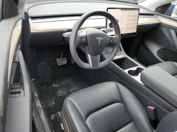 7SAYGDEE1PA027326 2023 TESLA MODEL Y - Image 8