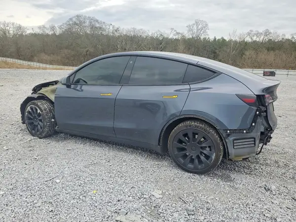7SAYGDEE1PA029092 2023 TESLA MODEL Y - Image 2