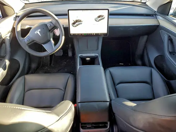 7SAYGDEE1PA032249 2023 TESLA MODEL Y - Image 8