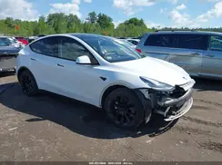 7SAYGDEE1PA033496 2023 TESLA MODEL Y