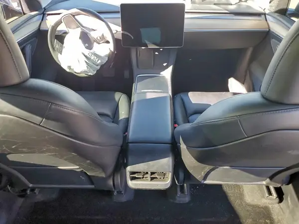 7SAYGDEE1PA035815 2023 TESLA MODEL Y - Image 8