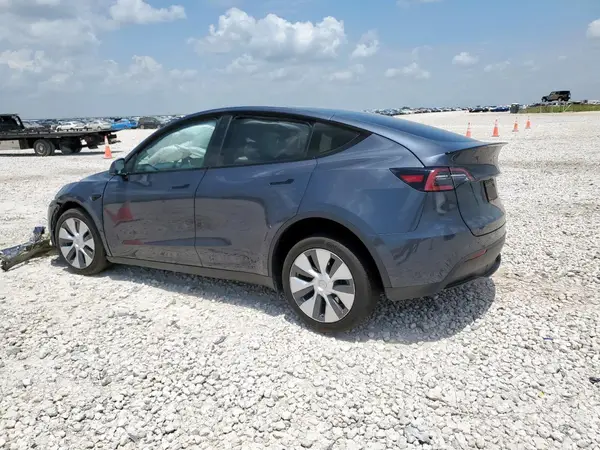 7SAYGDEE1PA038133 2023 TESLA MODEL Y - Image 2