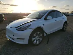 7SAYGDEE1PA039069 2023 TESLA MODEL Y
