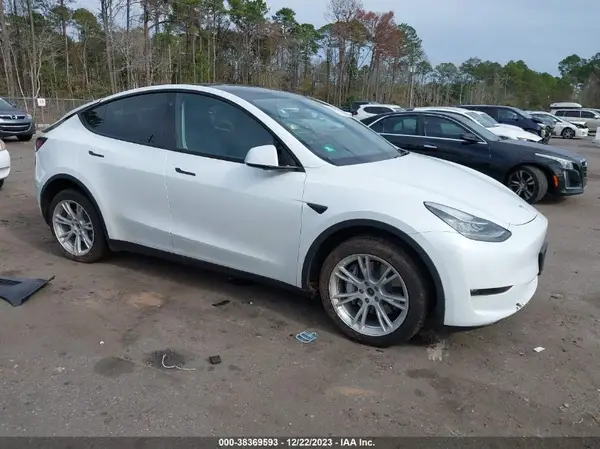 7SAYGDEE1PA040481 2023 TESLA MODEL Y - Image 1