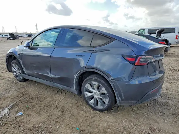 7SAYGDEE1PA042005 2023 TESLA MODEL Y - Image 2