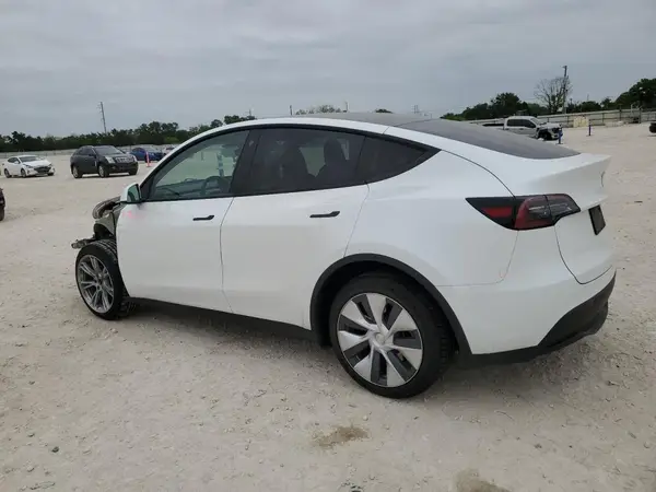 7SAYGDEE1PA042294 2023 TESLA MODEL Y - Image 2