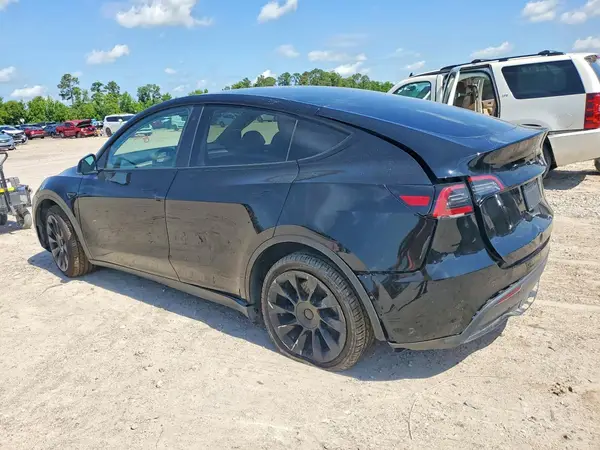 7SAYGDEE1PA057233 2023 TESLA MODEL Y - Image 2