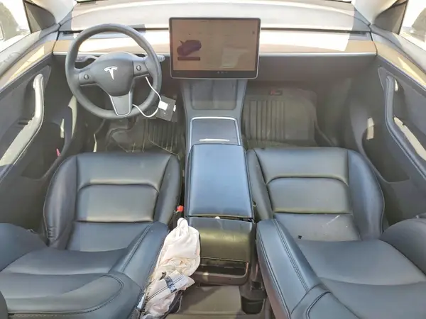 7SAYGDEE1PA057233 2023 TESLA MODEL Y - Image 8