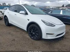 7SAYGDEE1PA060259 2023 TESLA MODEL Y