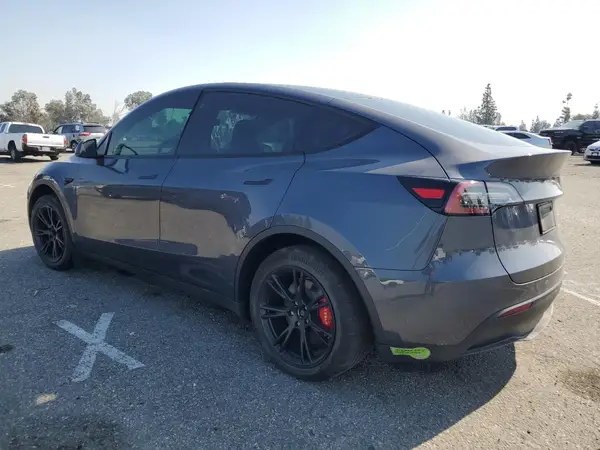 7SAYGDEE1PA061735 2023 TESLA MODEL Y - Image 2