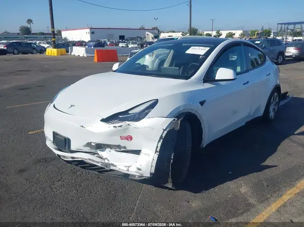7SAYGDEE1PA066952 2023 TESLA MODEL Y - Image 2