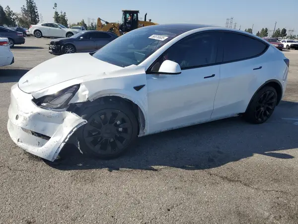 7SAYGDEE1PA072010 2023 TESLA MODEL Y - Image 1