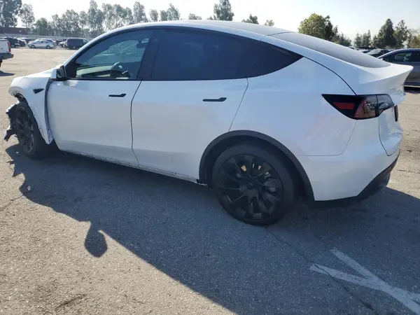 7SAYGDEE1PA072010 2023 TESLA MODEL Y - Image 2