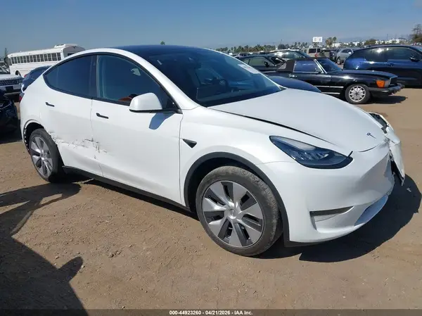 7SAYGDEE1PA073710 2023 TESLA MODEL Y - Image 1