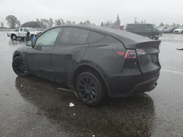 7SAYGDEE1PA074971 2023 TESLA MODEL Y - Image 2