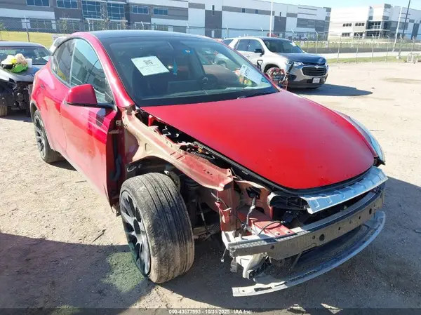 7SAYGDEE1PA075506 2023 TESLA MODEL Y - Image 1