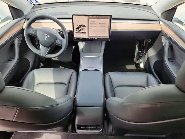 7SAYGDEE1PA076266 2023 TESLA MODEL Y - Image 8