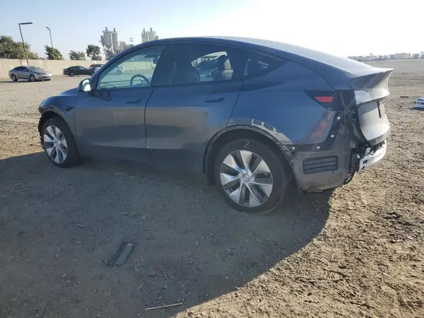 7SAYGDEE1PA078065 2023 TESLA MODEL Y - Image 2