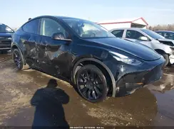 7SAYGDEE1PA084884 2023 TESLA MODEL Y